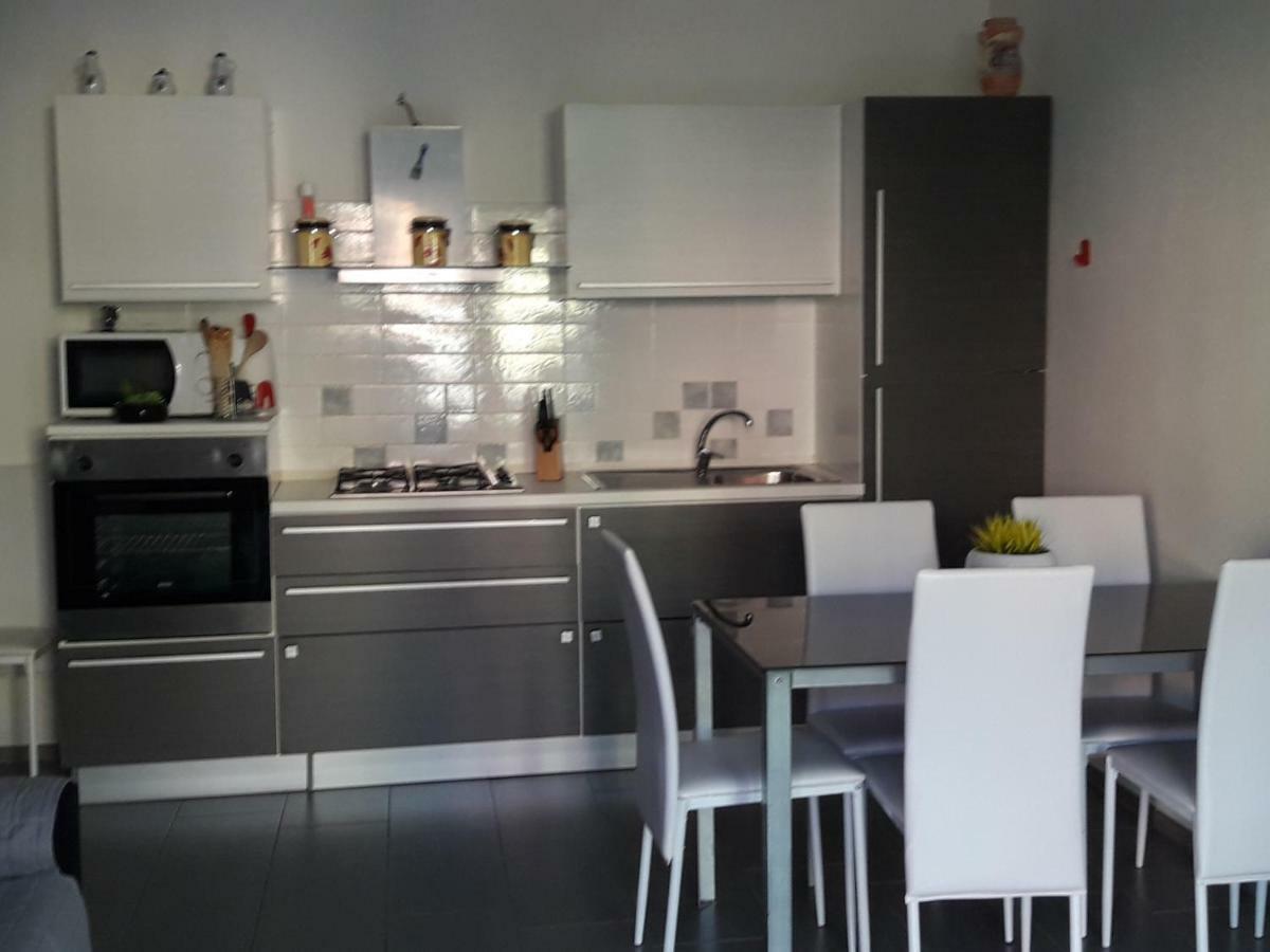 Lucrezia Apartment Валледория Экстерьер фото